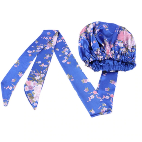 Satin-lined Wrap bonnets - Picture 10 of 16